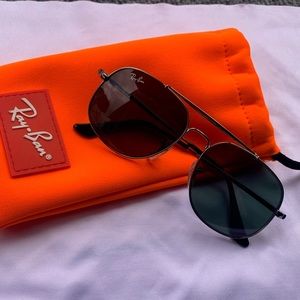 Kids RayBan Aviator.